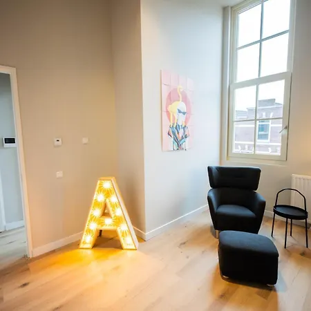 Ample 3 Bedroom Appartement Rotterdam